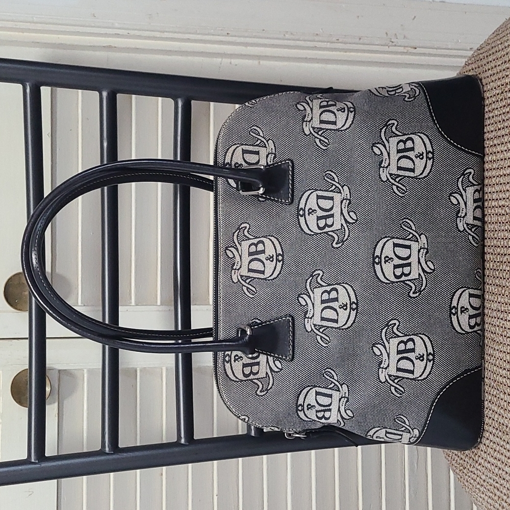 Dooney and Bourke Bag